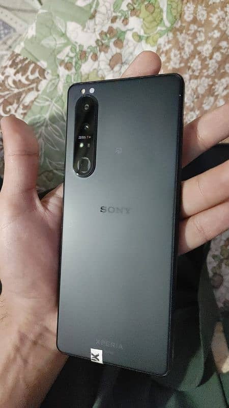 SONY XPERIA 1 Mark 3      10/10 0