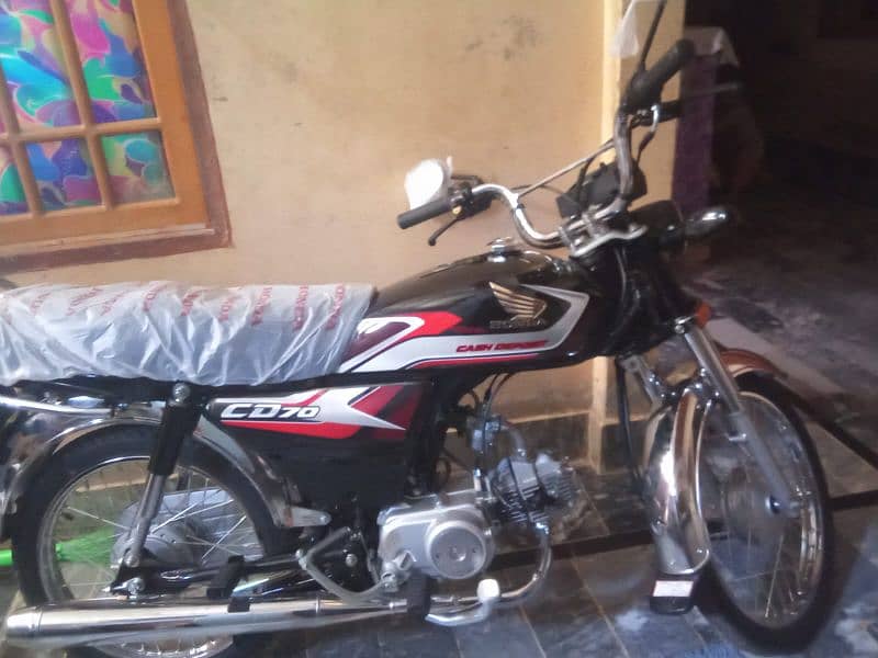 Honda CD70 2025 Black 1