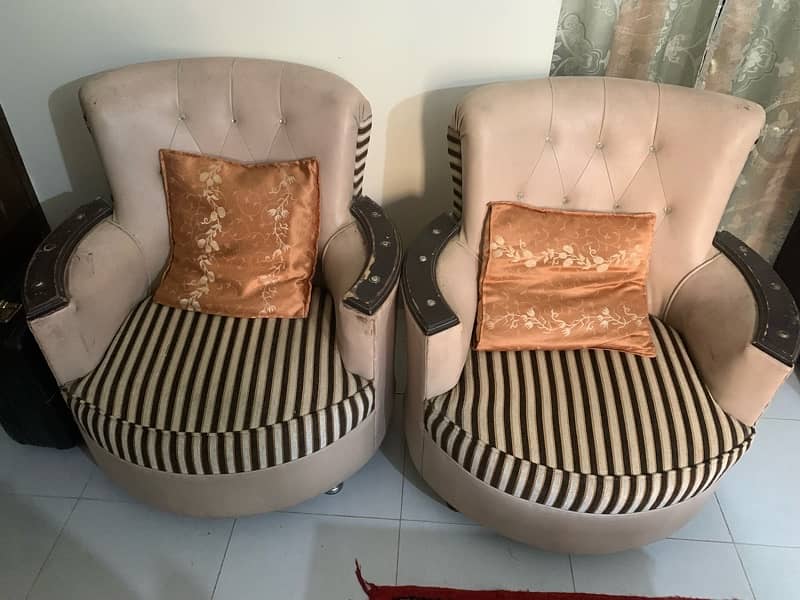 5 seater Sofa set 0