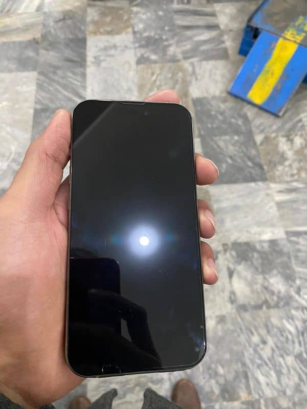 Iphone 15 Pro JV Non PTA 2