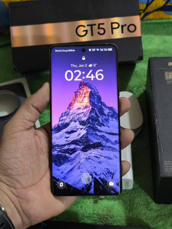 Realme GT5 Pro 16Gb 1Tb 9