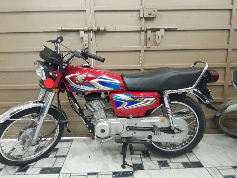 honda 125  2022 model 4