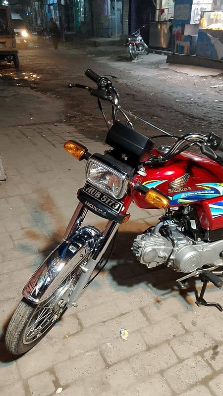 Honda CD 70cc 5