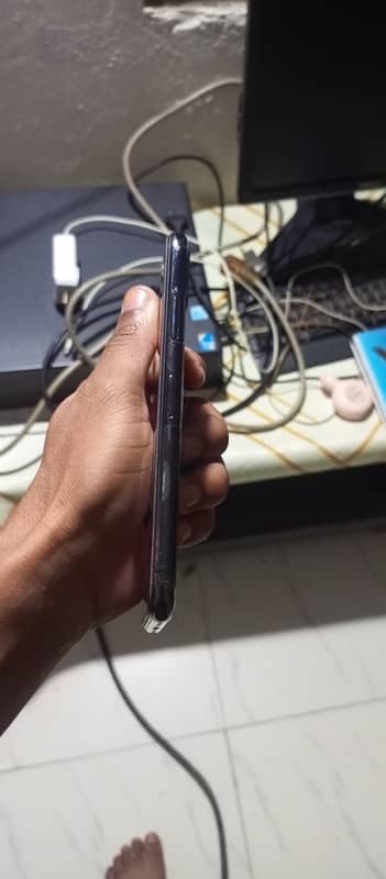 i am selling my iPhone x jv non pta 2 month sim time available. 4