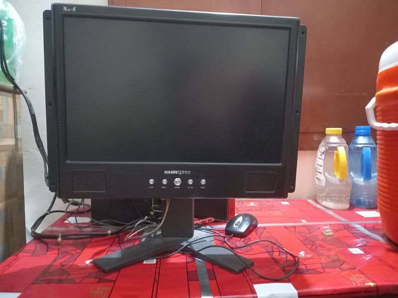 Lcd For Sale with Built in Speakers 1