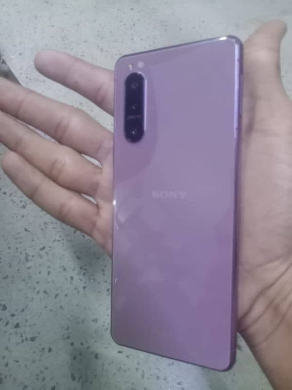 Sony Xperia 5 mark 2. . 8/128 . . non pta kit 0