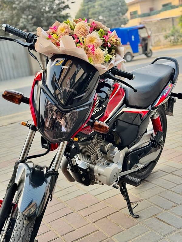 HONDA CB125F 3