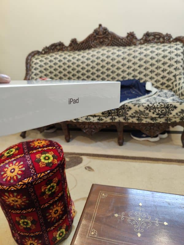 ipad 9th generation (Brand new seal pack) 1