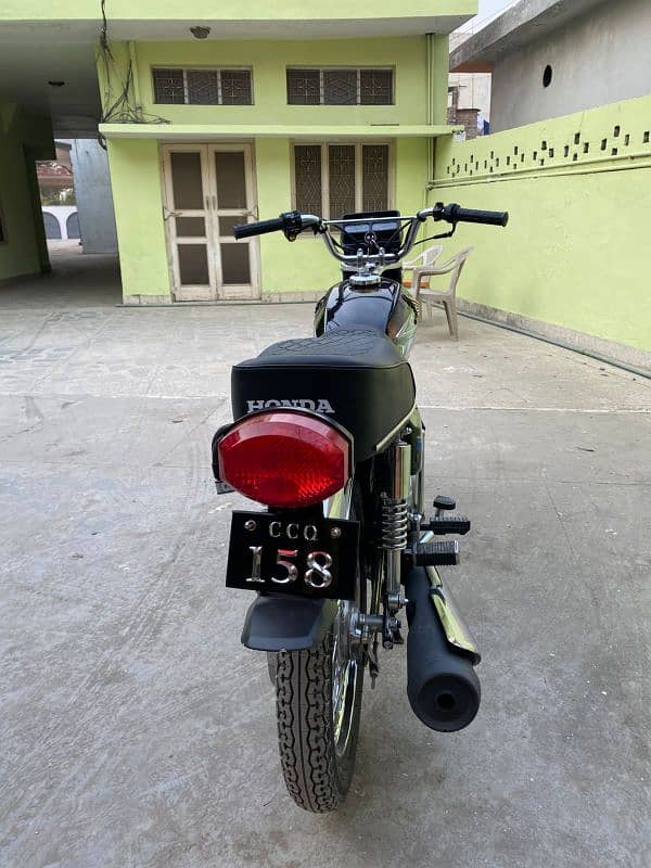 Honda 125 2023 4