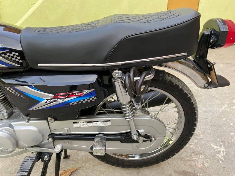 Honda 125 2023 5