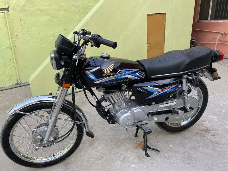 Honda 125 2023 7