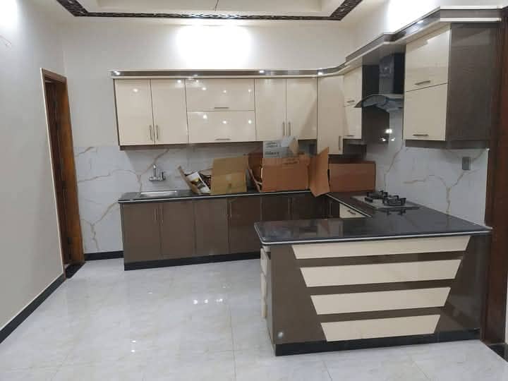 Portion available for rent gulshan-e-iqbal block 3 0