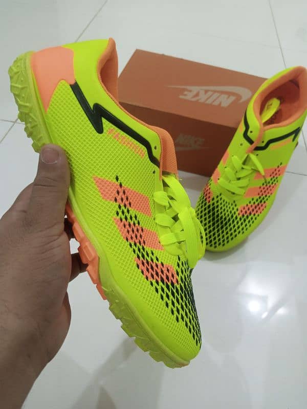 Football Gripper / Futsal Shoes / Free Delivery All Over Pakistan 1