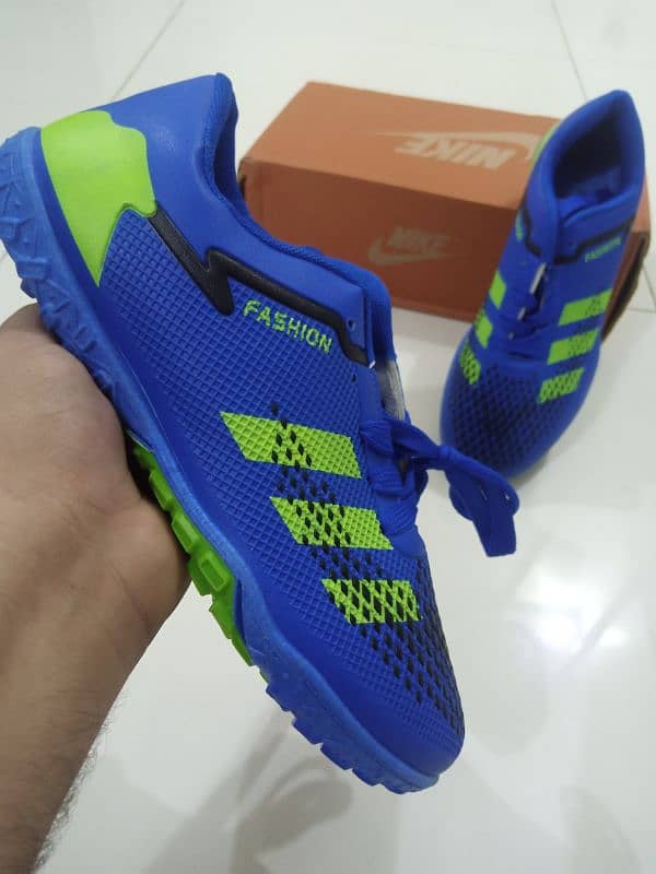 Football Gripper / Futsal Shoes / Free Delivery All Over Pakistan 2