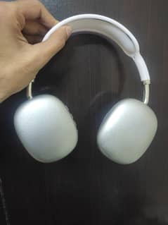 p9 headphones