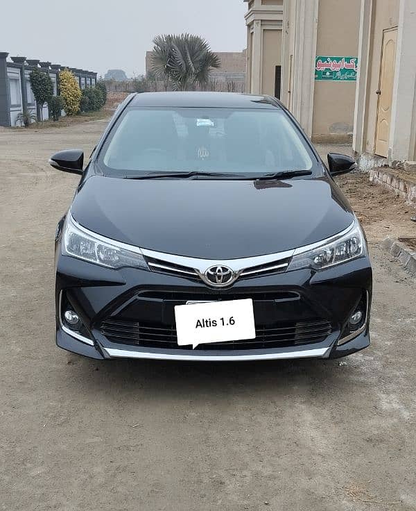 Toyota Corolla Altis 2019 3