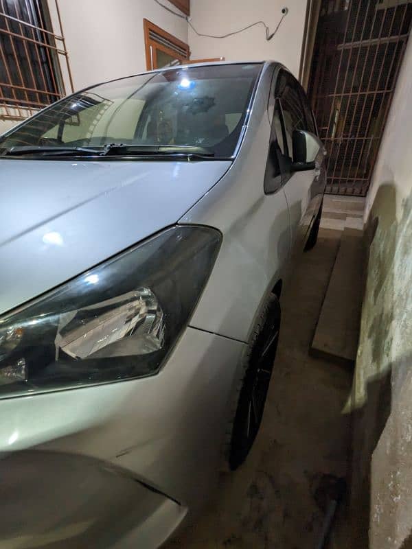 Toyota Vitz 2015/2018 6