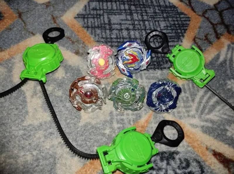 Original Takara Tomy 5x Burst BeyBlade with 3 launchers 0