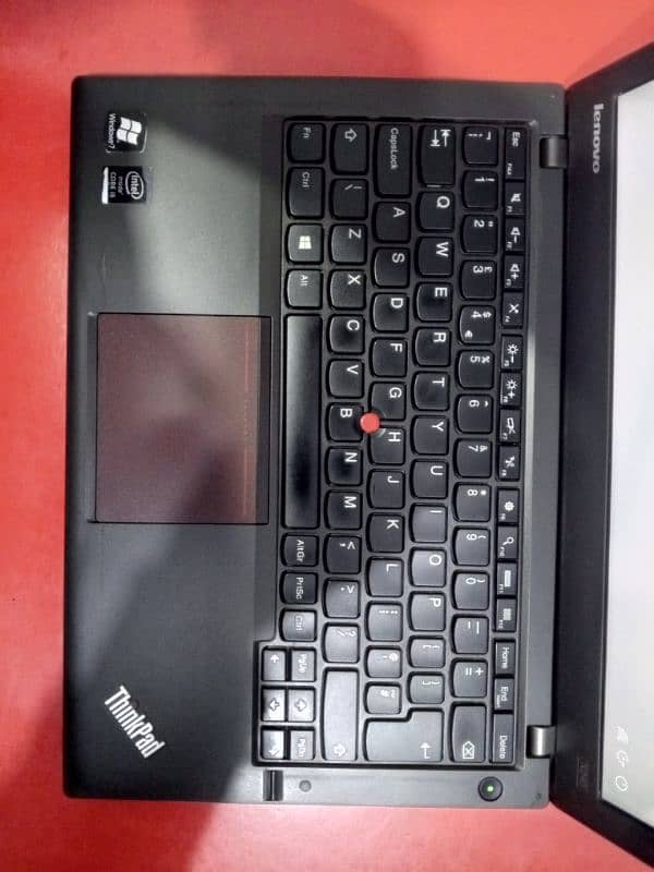 Lenovo Thinkpad X240 9