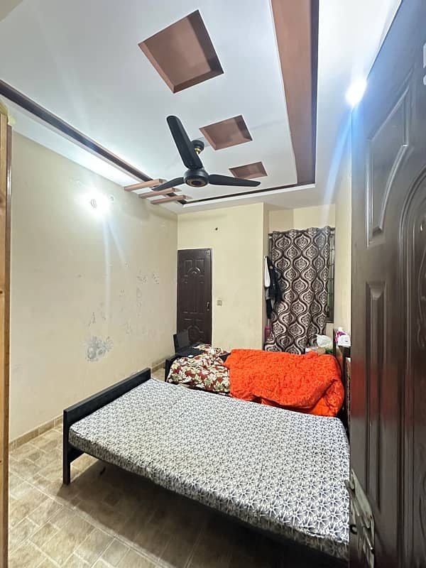 Luxury Rooms Boys Hostel Johar Town 4