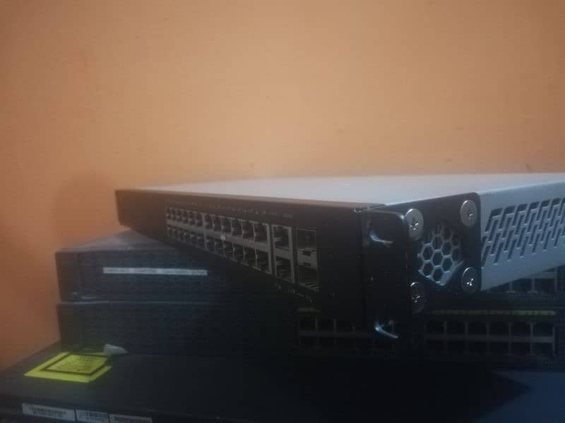 Cisco sg250-26 (26port full giga switch) 7