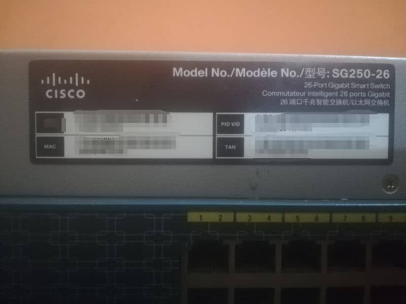 Cisco sg250-26 (26port full giga switch) 8