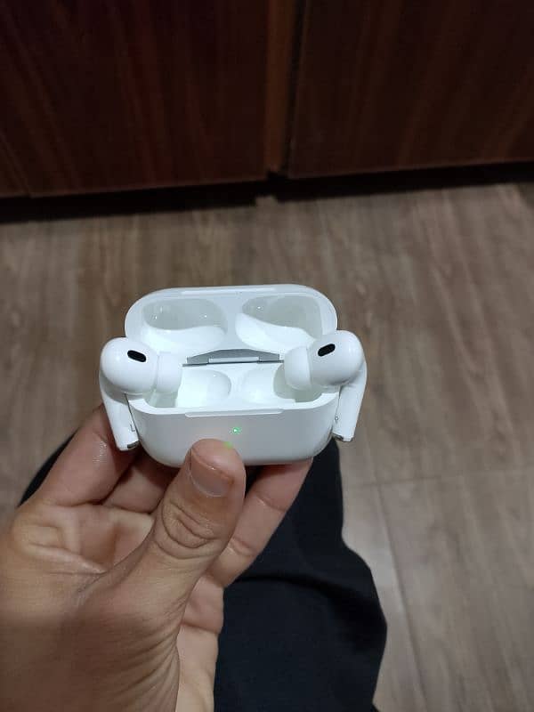 airpods 2 pro 1