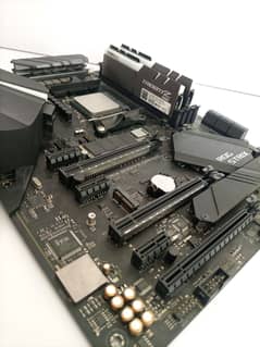 Asus Strix B450 E Gaming Trident Z 16 GB 256gb nvme