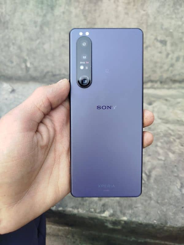 Sony Xperia 10 by 10 12/256 model 1 mark 3 0