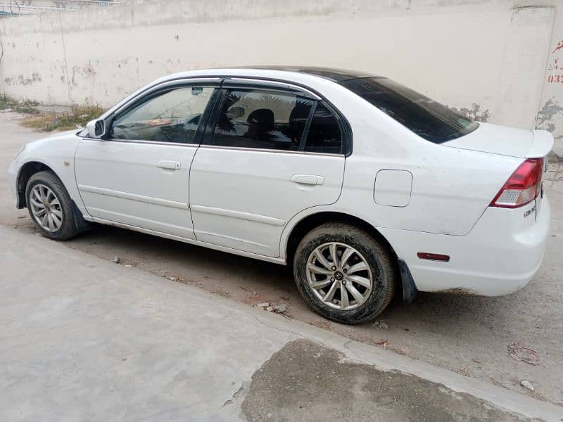 Honda Civic Prosmetic 2005 4