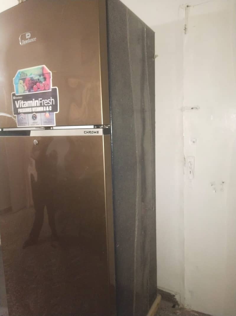 Refrigerator in best condition 2