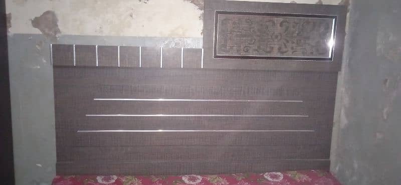 bed set with good condition 0