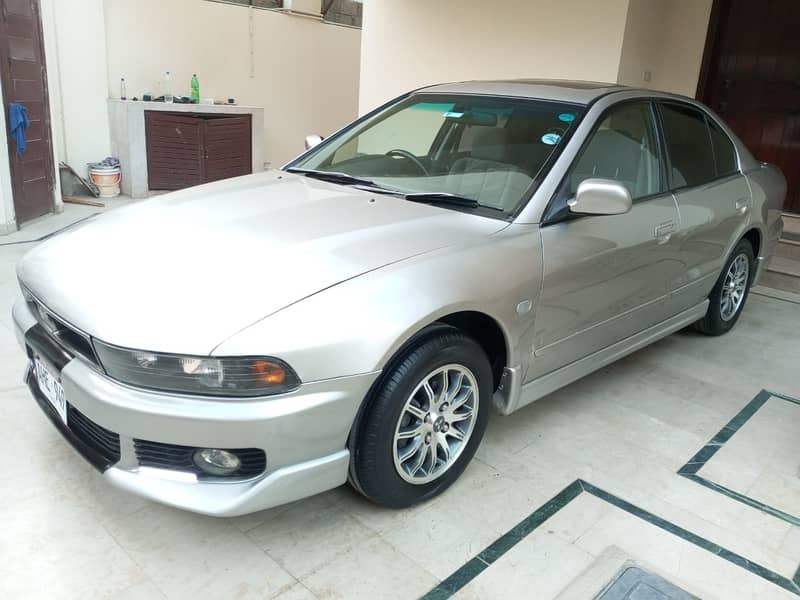 Mitsubishi Galant 2005 Auto/Sunroof Outclass 100% Original in DHA 8