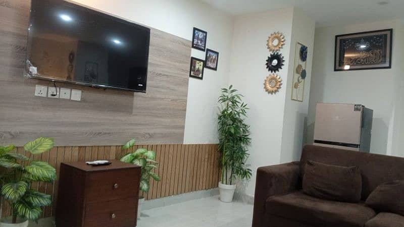 Furnished Apartments for rent Gulberg heights 5