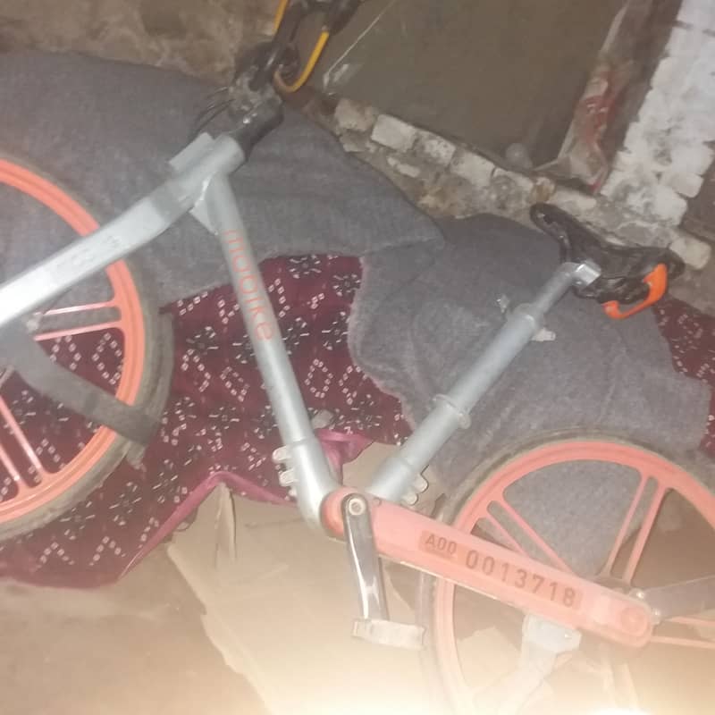 These cycle is very fast the cycle name is Mobike 0