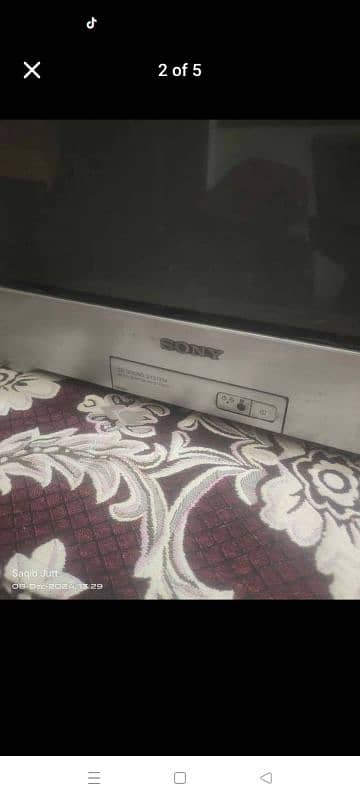 Sony TV 21 inch 9