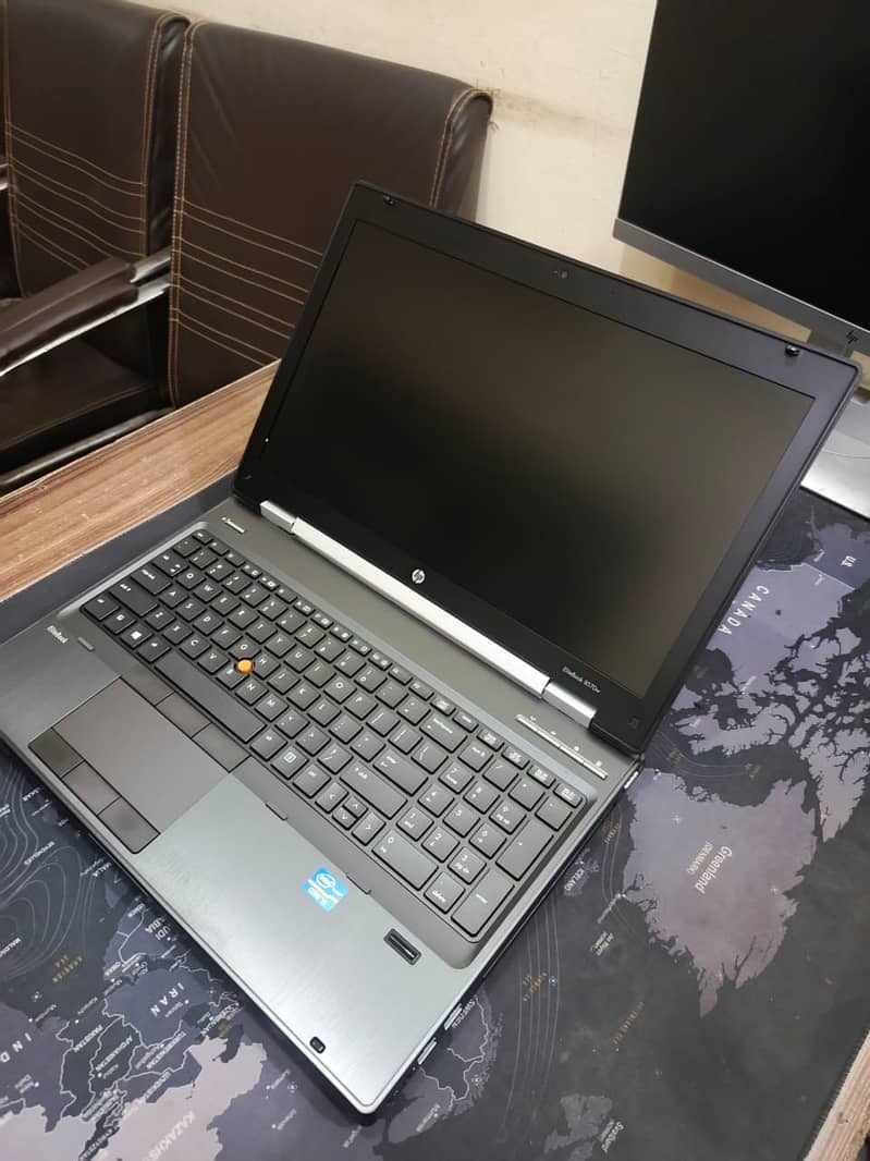 HP EliteBook Mobile Workstation Power Full Laptop 8570w 1GB AMD Card 5