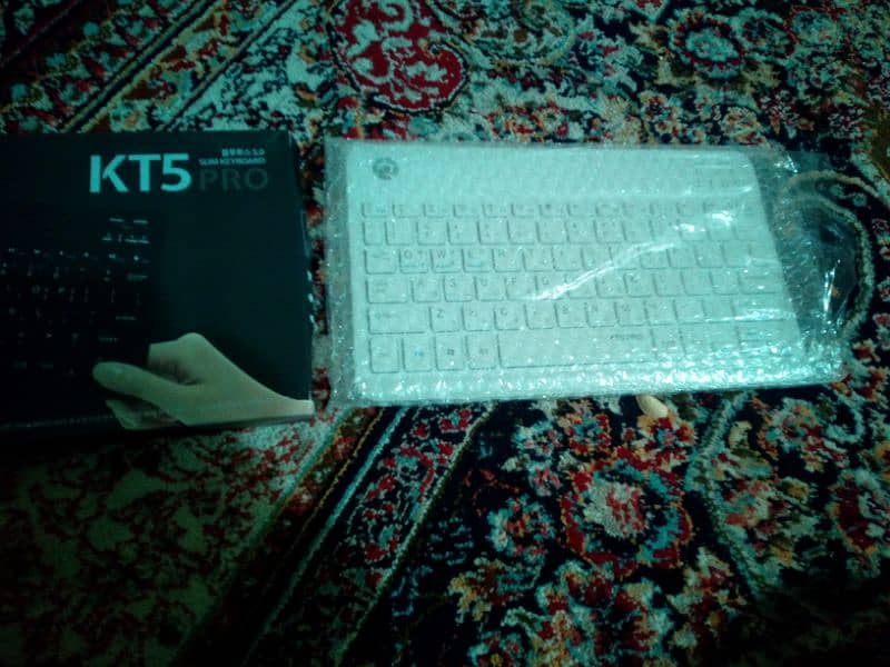 chargeable wireless keyboard 1