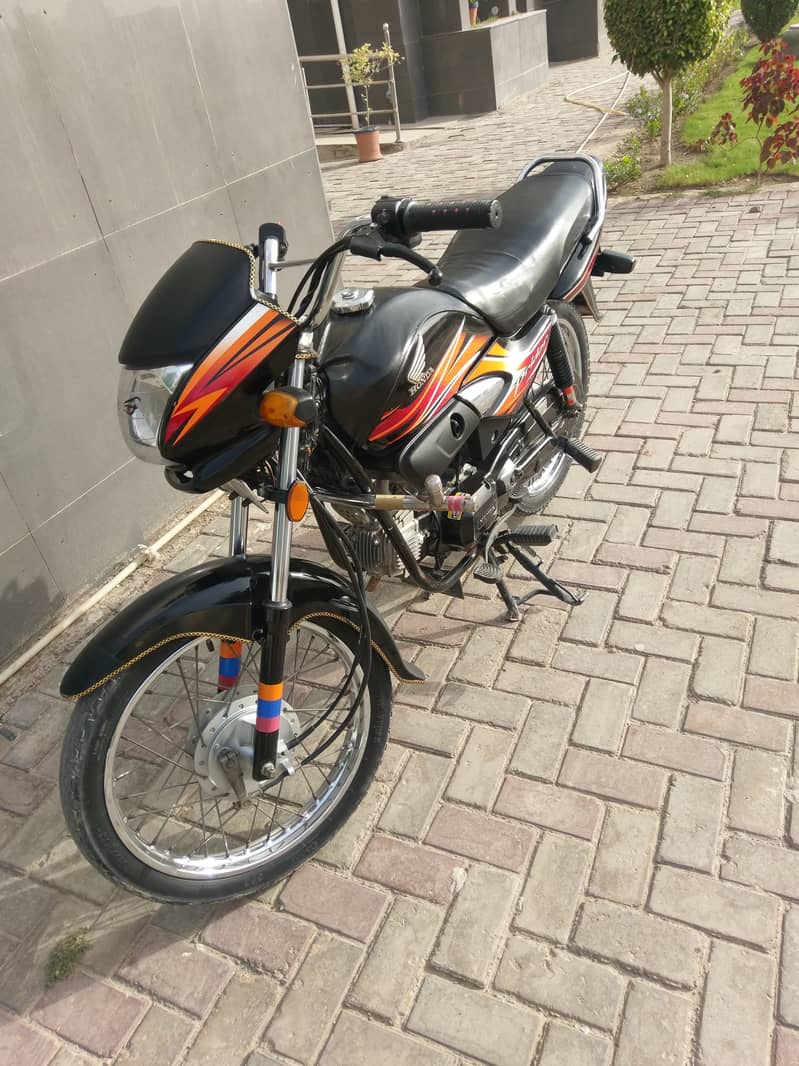 Honda Pridor 2018 1