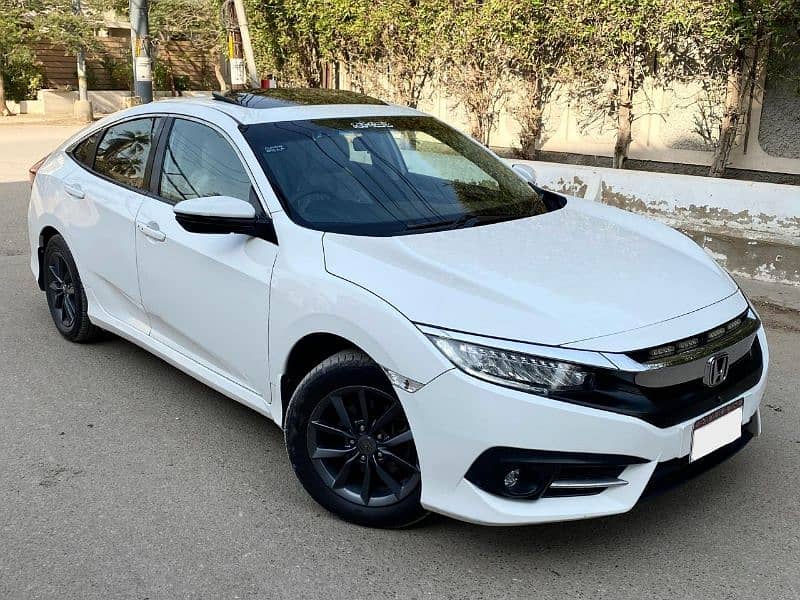 Honda Civic VTi Oriel Prosmatec 1.8 i-VTEC UG white 2