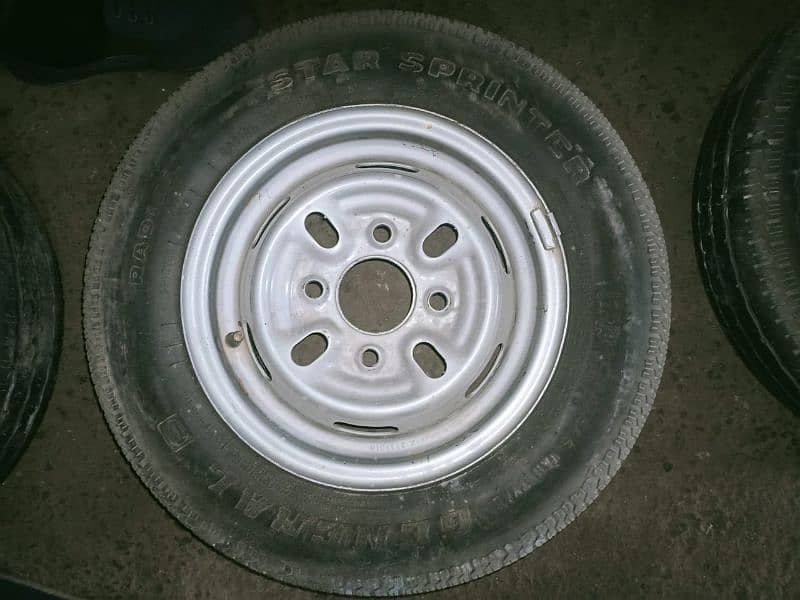 Suzuki Bolan Tyres 4