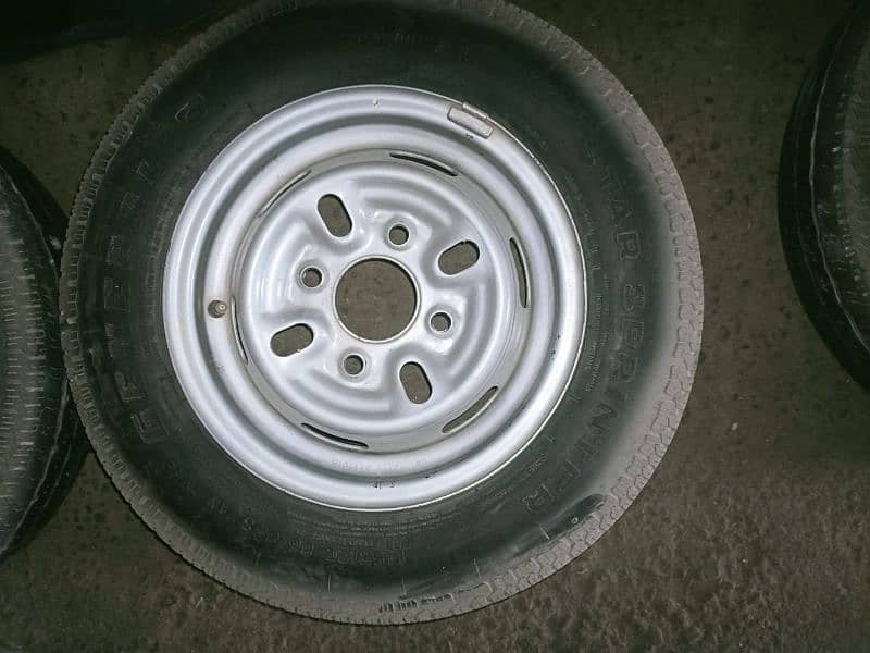 Suzuki Bolan Tyres 5