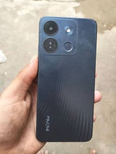 Infinix smart 7 hd box hai