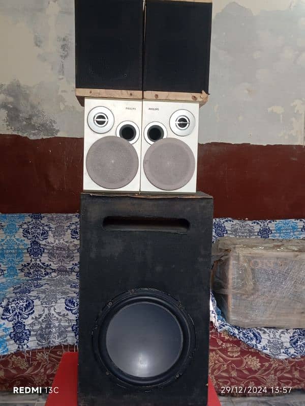 Centre speaker & subwoofer 8