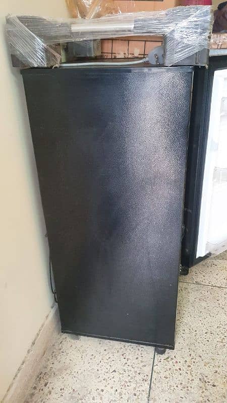 PEL Mini Glass Door Refrigerator for sale 7