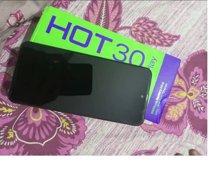 Infinix Hot 30 Play (White Color) 1