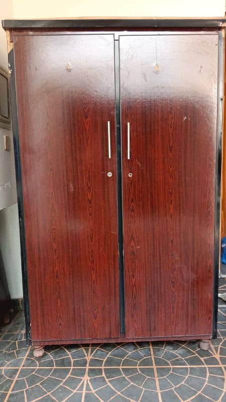 wood sheet almari new condition 10/9 3