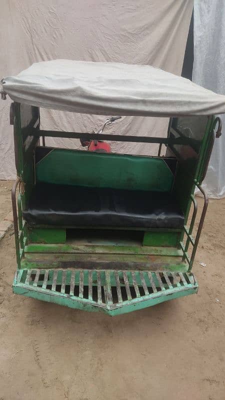 rikshaw in good running condition 100cc 2