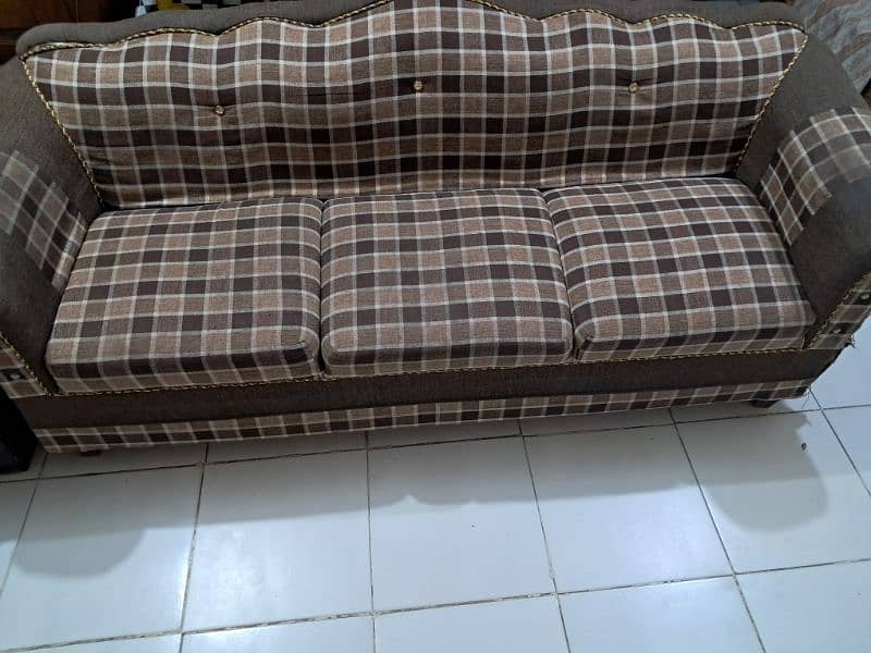 7 seater sofa 0