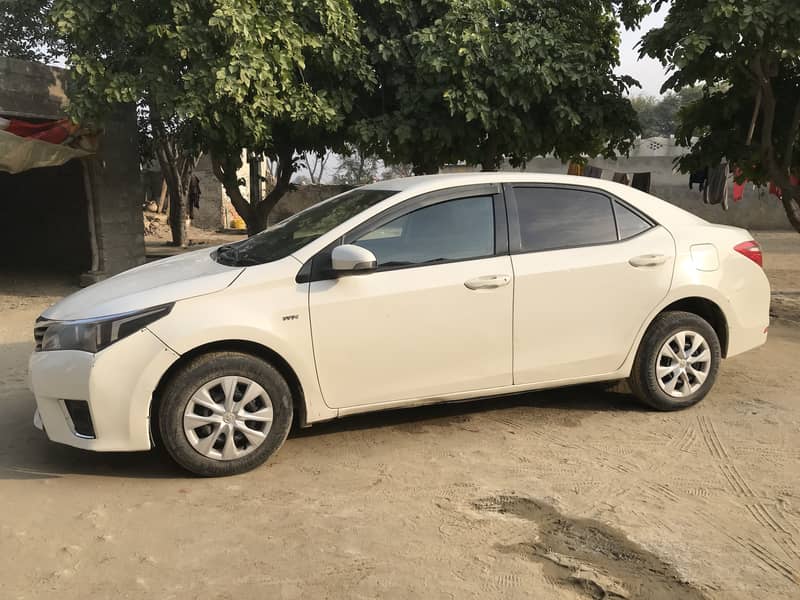 Toyota Corolla XLI 2015 4